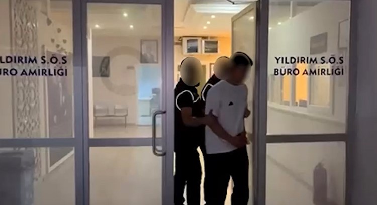 Bursa’da ara sokaklarda kovalamaca! Bursa’da hakkında "Uyuşturucu veya
