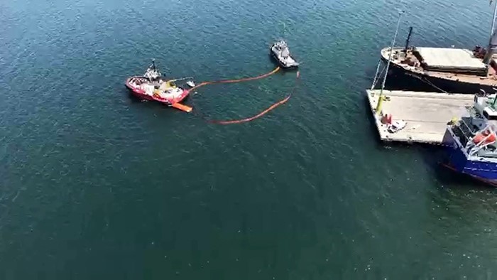 Gemlik’te deniz kirliliğine karşı dev tatbikat Gemlik Körfezi'nde denizde