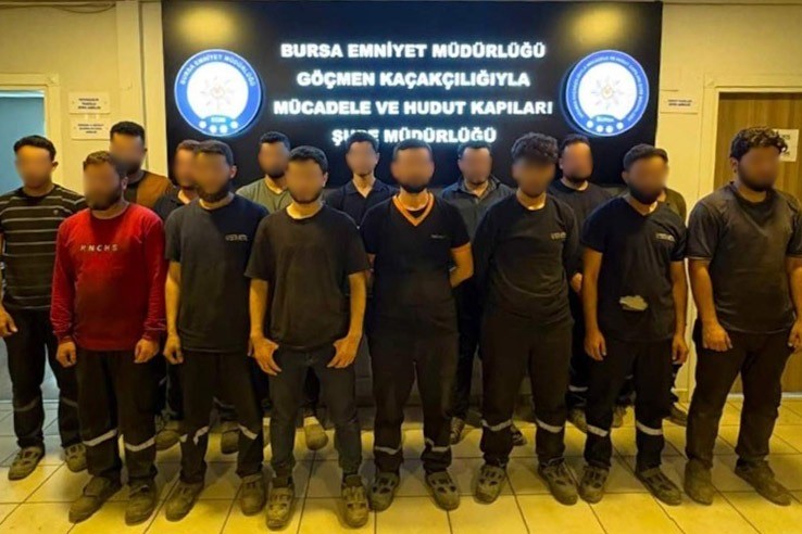 Bursa’da kaçak göçmenlere geçit yok Bursa'da kaçak göçmen işçi