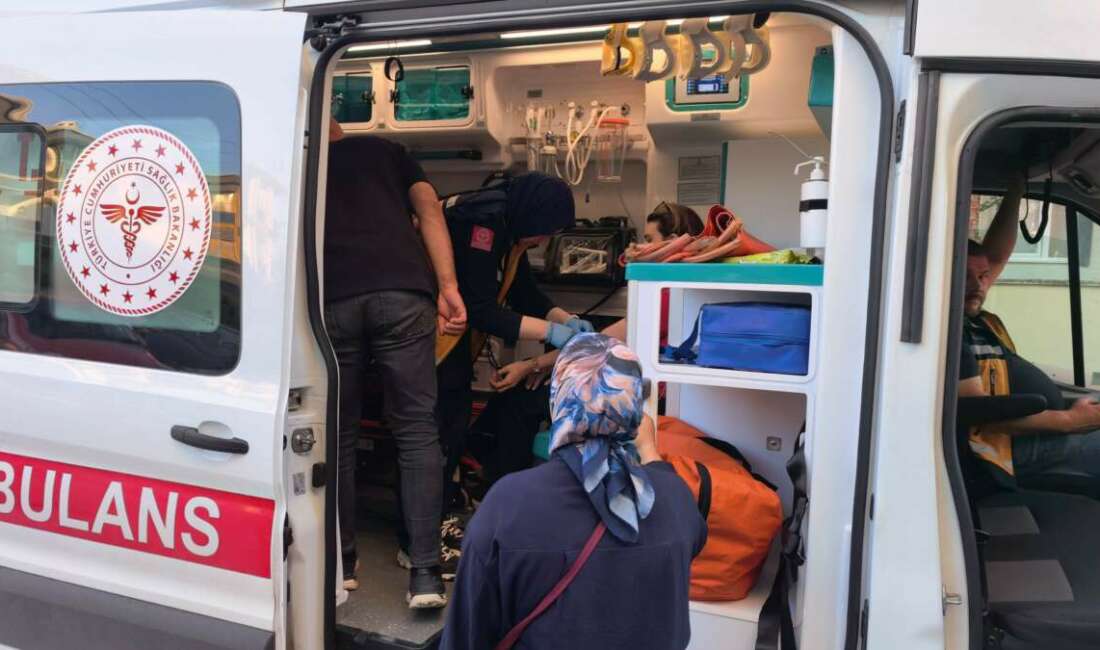 Bursa’da feci kaza: 4 yaralı Bursa'nın İnegöl ilçesinde otomobil
