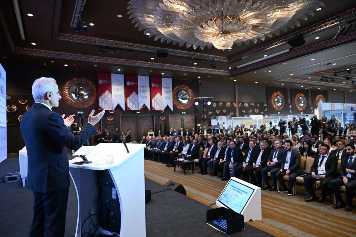 Bakan Uraloğlu: Türkiye dijital altyapıda güç olacak