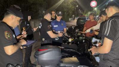 Bursa’da YKS öncesi gece denetimi Bursa İl Emniyet Müdürlüğü koordinesinde,