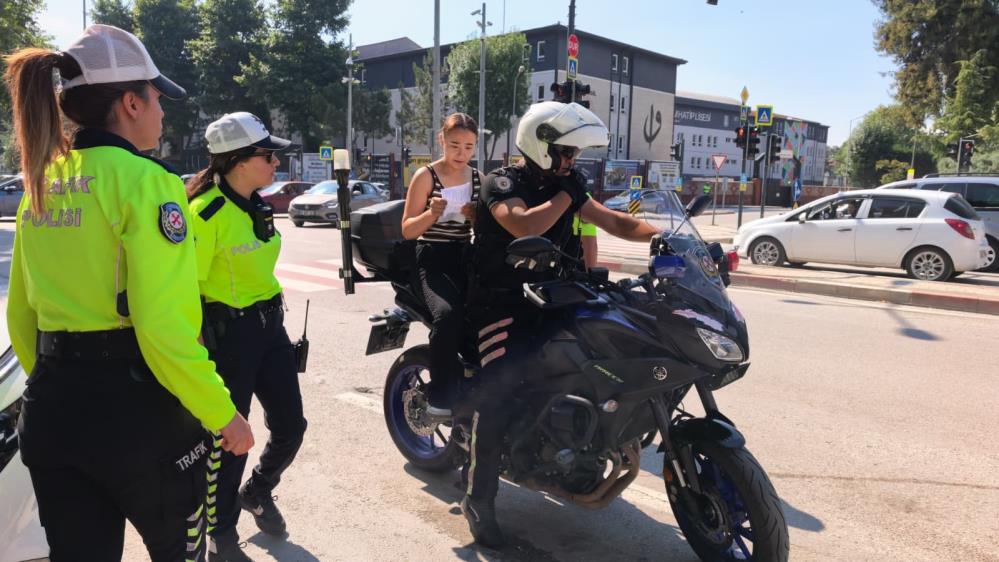 Bursa’da öğrencinin imdadına polis yetişti! Tüm Türkiye'de olduğu gibi