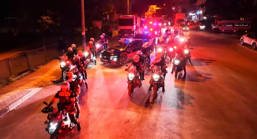 Bursa’da şüpheli araçlar ve şahıslar didik didik arandı! Bursa’da suç ve
