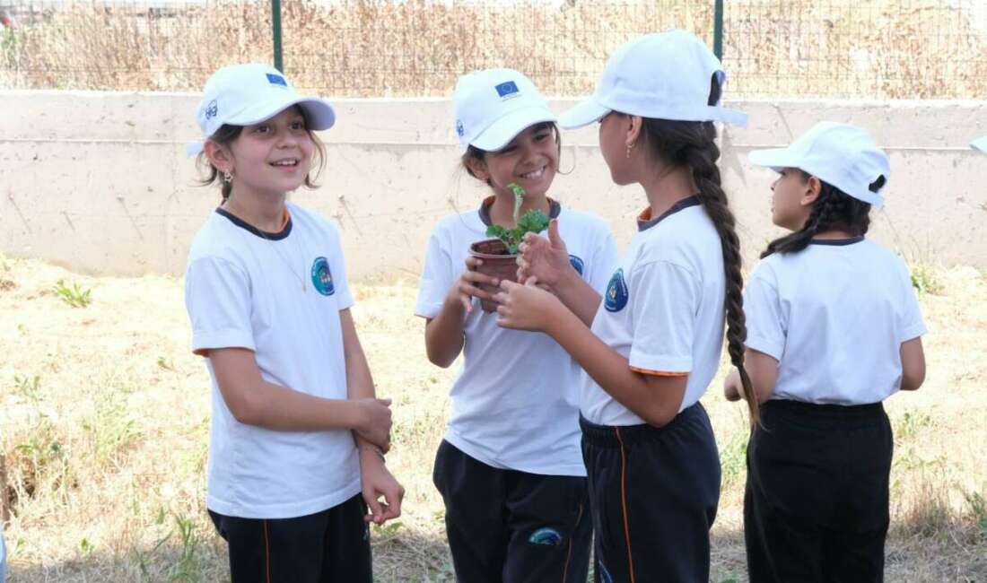 Minik öğrenciler fide dikerek doğa bilinci kazandı Avrupa Birliği (AB) tarafından