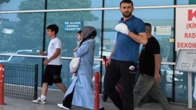 Bursa'nın İnegöl ilçesinde elini makineye