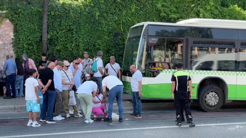 Bursa’da yürekler ağza geldi: Anne ve bebeğine otobüs çarptı!