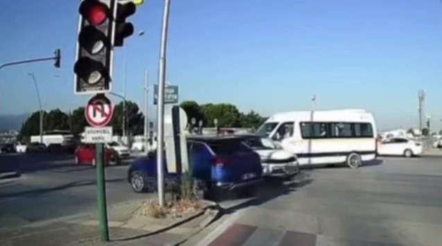 Bursa'da kırmızı ışık ihlali
