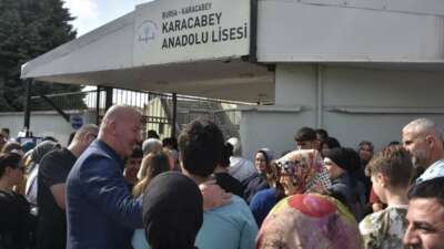 Karacabey Belediye Başkanı Fatih Karabatı,