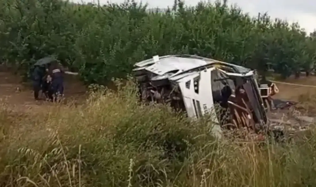 Isparta’da feci kaza: Tur Midibüsü devrildi, can kaybı 5’e yükseldi Isparta’nın Gelendost ilçesinde tur