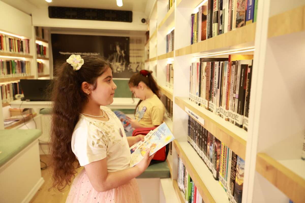 Osmangazi’de çocuklar kitaplarla Bursa’nın köklü tarihini öğrendi!