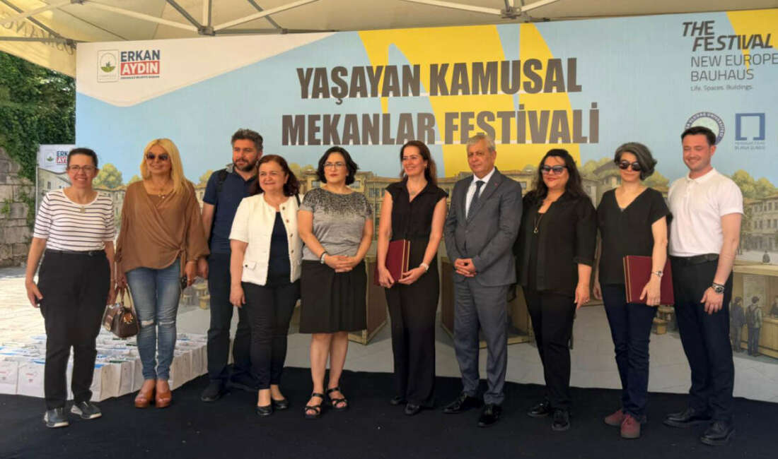 Osmangazi’de “Yaşayan Kamusal Mekanlar Festivali” başladı Bursa’nın kalbi Osmangazi’de, kamusal