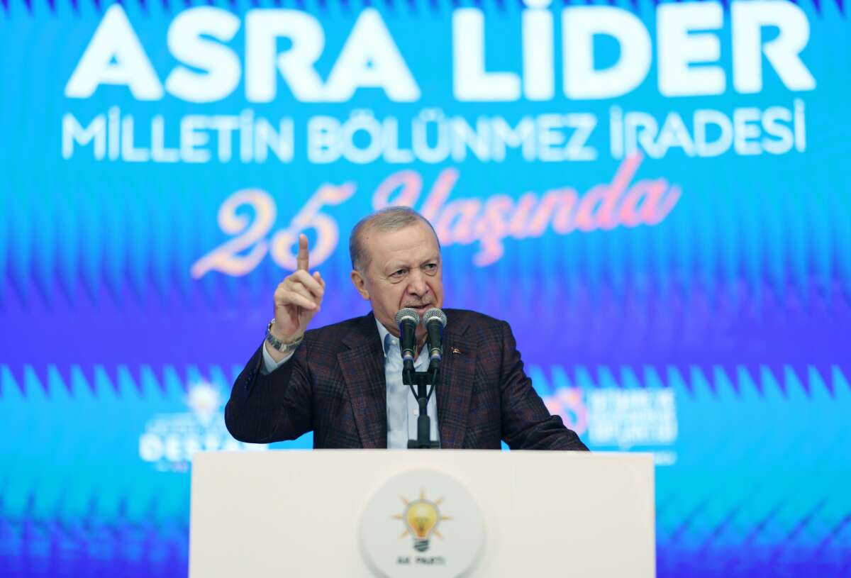 Recep Tayyip Erdoğan: “Başörtüsü tartışması Türkiye’nin gündeminden çıkmıştır”