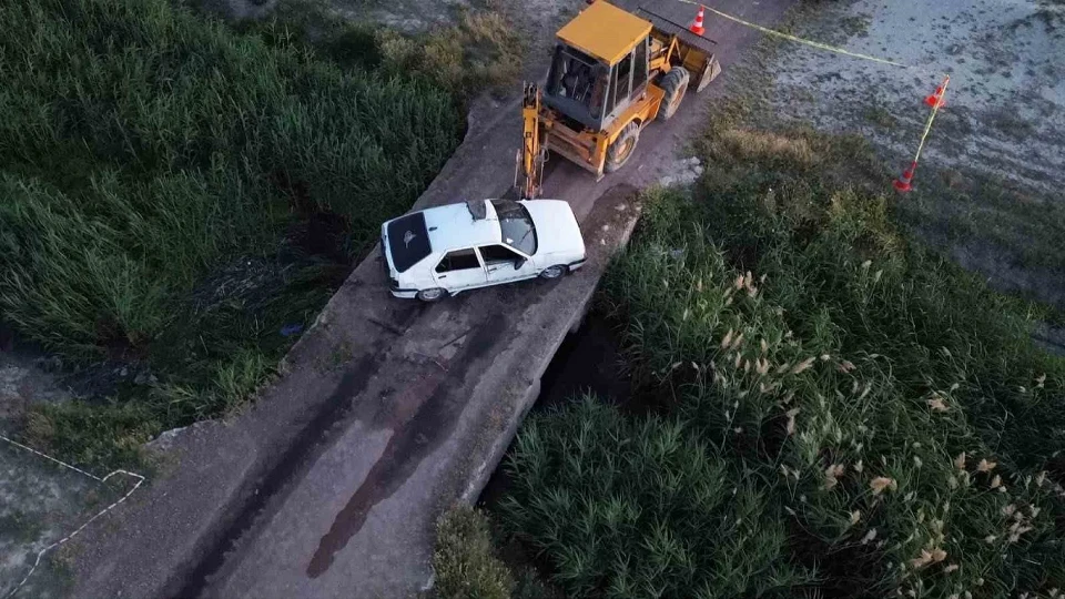 Karaman’da feci kaza: Dereye devrilen otomobilde 3 çocuk hayatını kaybetti Karaman’da meydana gelen trafik