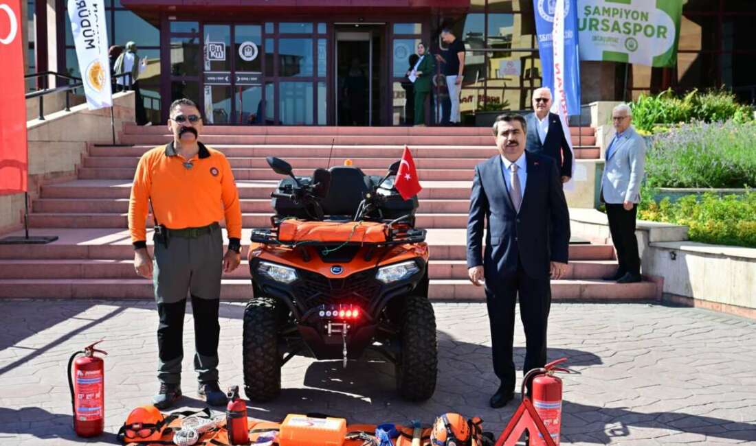 Başkan Yılmaz; Afetlere dirençli şehirler bilinçli toplumlarla inşa edilir Orman yangınlarıyla mücadelede herkesin