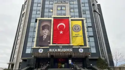 Sabah saatlerinde İzmir Buca Belediyesi'ne