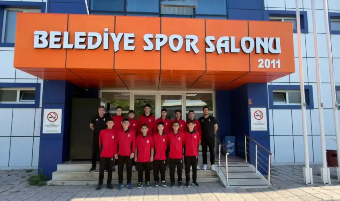 İnegöl Belediyespor midi erkekler