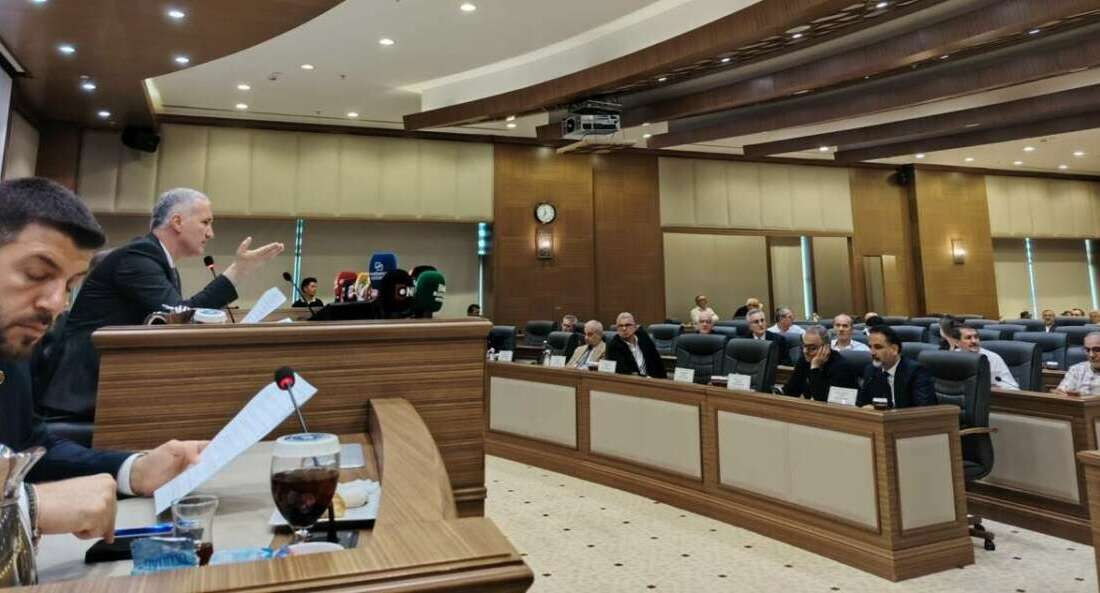 1 milyar TL’lik dev kredi Bursa Büyükşehir Meclisi’nden geçti 1 milyar TL’lik dev kredi Bursa Büyükşehir Meclisi’nden geçti