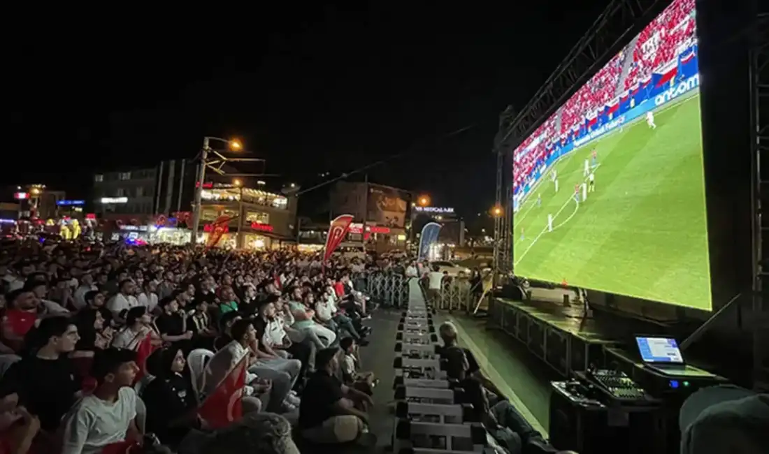 Bursa’da milli maç ekranları iptal edildi! Mustafa Çiftçi’nin 81 ilin