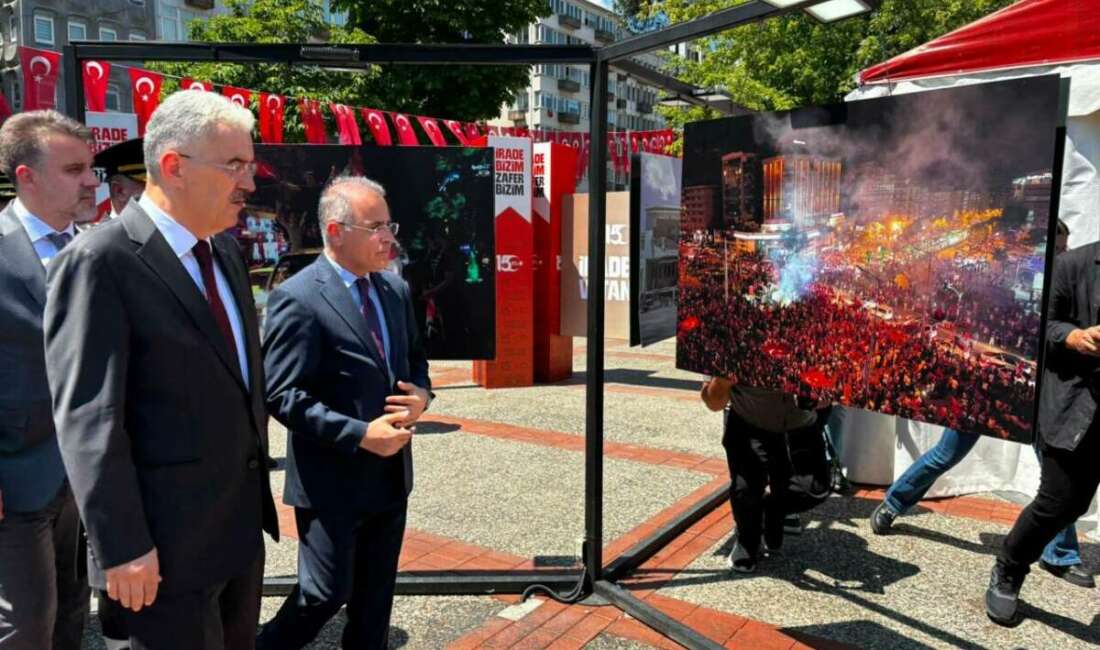 15 Temmuz’un hafızası Bursa’da bu sergide yaşatılıyor Bursa'da 15 Temmuz Demokrasi