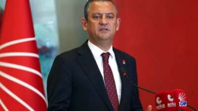 Özgür Özel ile birlikte 91