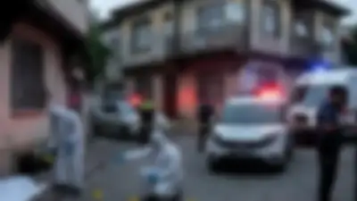 Bursa'nın Mustafakemalpaşa ilçesinde eşine göz