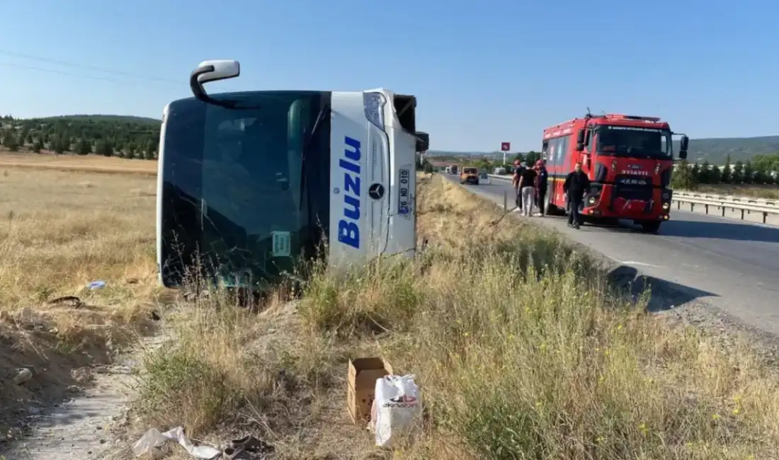 Eskişehir-Kütahya kara yolunda yolcu