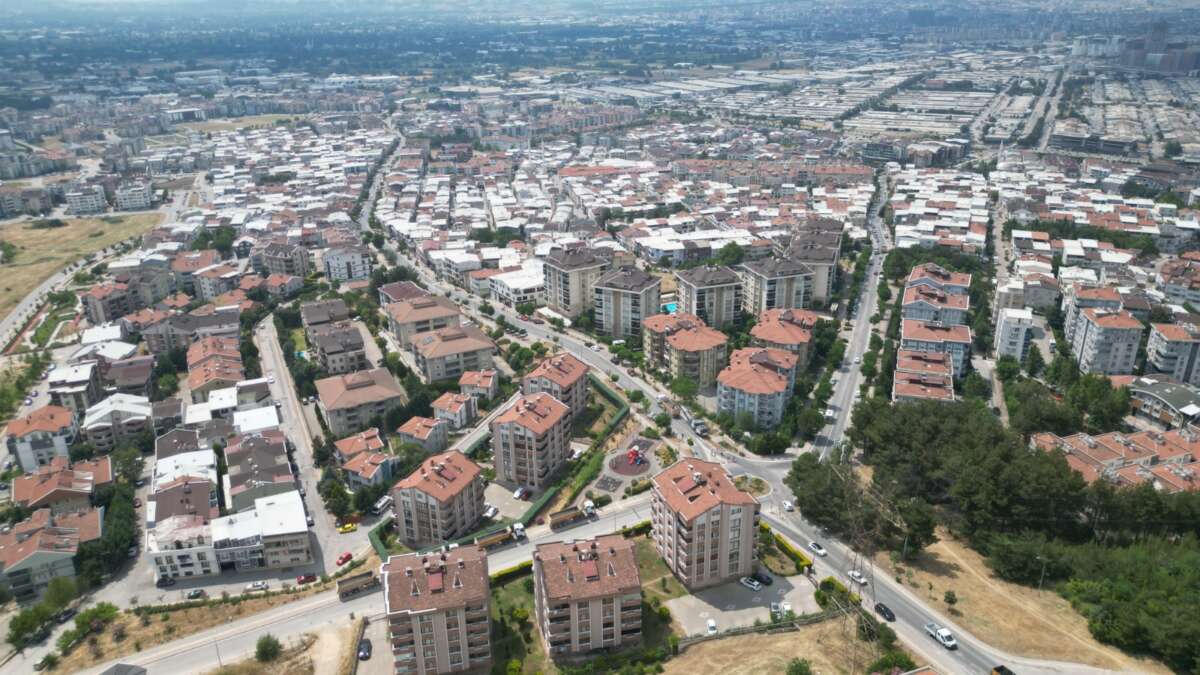 Mahalle halkı istiyor, Bursa Büyükşehir yerine getiriyor