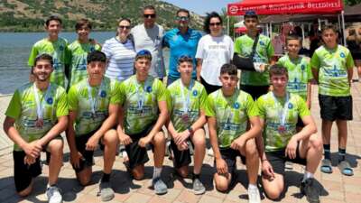 Bursa Büyükşehir Belediyespor Kulübü sporcuları,