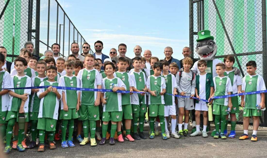Bursaspor’da geleceğin yıldızları burada yetişecek! Bursaspor Özlüce Tesisleri’nde yapımı tamamlanan