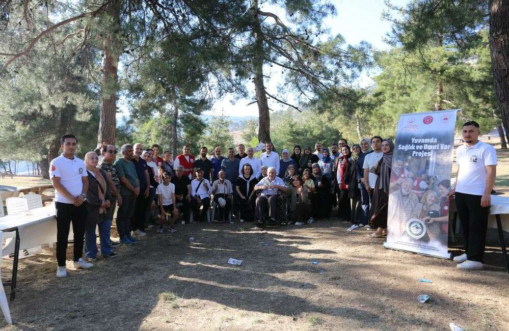 Gürsu’da 65 yaş üstü bireylere özel piknik! Gürsu Belediyesi’nin, Aile ve
