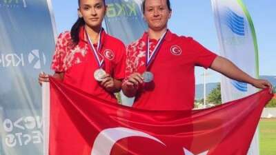 Bursa Büyükşehir Belediyespor Kulübü sporcuları,