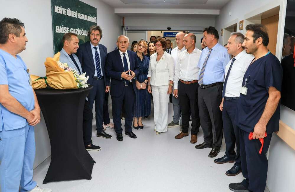 Bursa Uludağ Üniversitesi’nde yenilenen klinik hizmete açıldı Bursa Uludağ Üniversitesi (BUÜ)