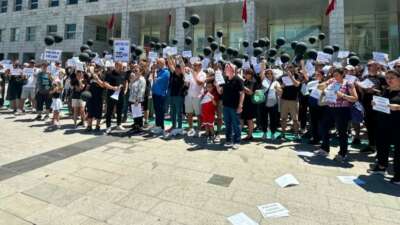 Bursa'da Atış Yapı mağdurları, yaptıkları