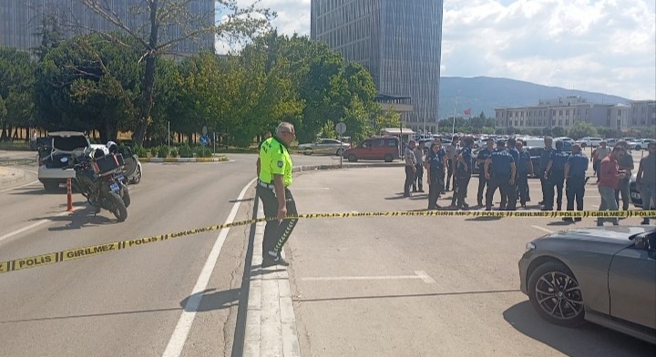 Bursa Adliyesi’nde silahlar çekildi; Çok sayıda gözaltı… Bursa Bölge Adliyesi'nde boşanma