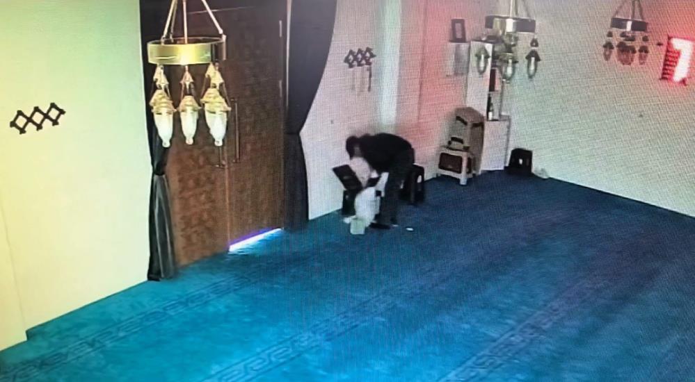 Bursa'nın İnegöl ilçesinde ibadete