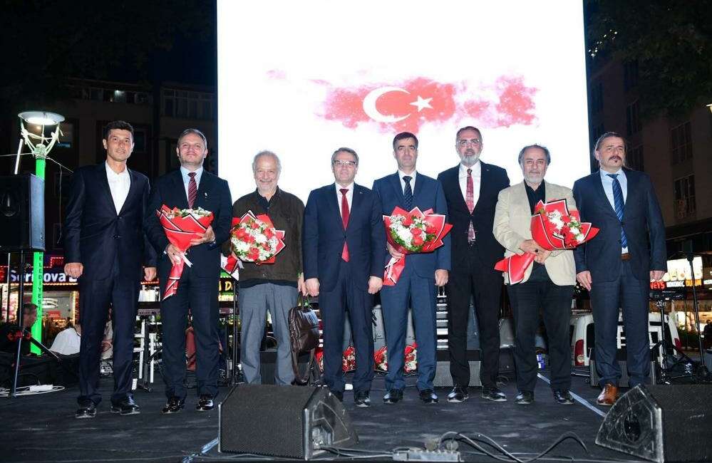 Milli birlik ve beraberlik ruhu Kestel’de yaşatıldı Kestel Belediyesi, 15 Temmuz
