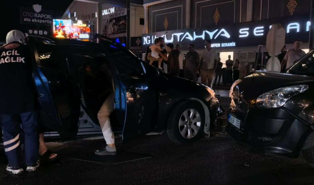 Bursa'nın İnegöl ilçesinde otomobil,