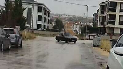 Bursa'nın İnegöl ilçesinde trafikte drift