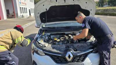 Bursa'da özel bir otomobilin motor