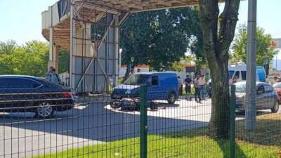 Bursa'nın Mudanya ilçesinde otomobille motosikletin