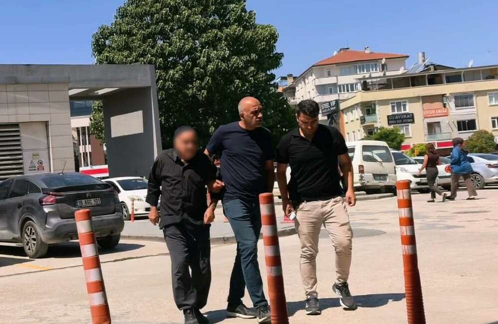 Bursa’da 73 yaşındaki firari yakayı ele verdi Bursa'nın İnegöl ilçesinde kasten