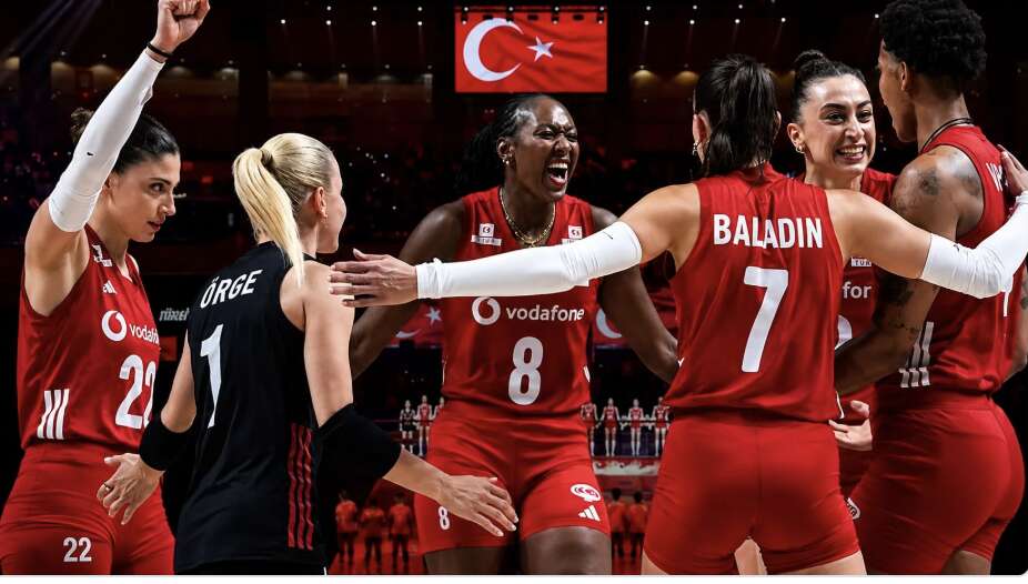 Türkiye sizinle gurur duyuyor; Finaldeyiz… Filenin Sultanları, Milletler Ligi’nde