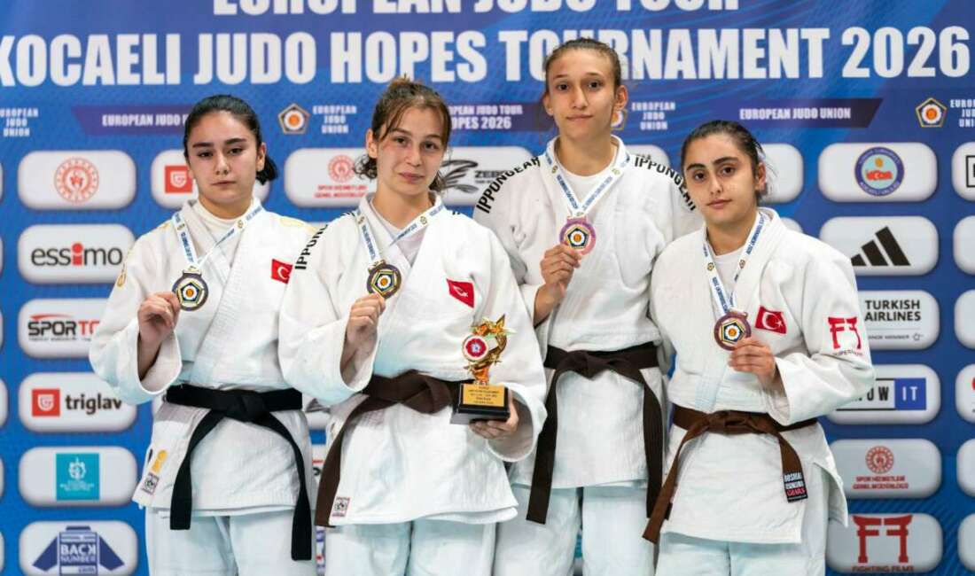 Osmangazi Belediyesporlu Milli Judocular tarih yazdı Osmangazi Belediyespor altyapısından yetişen