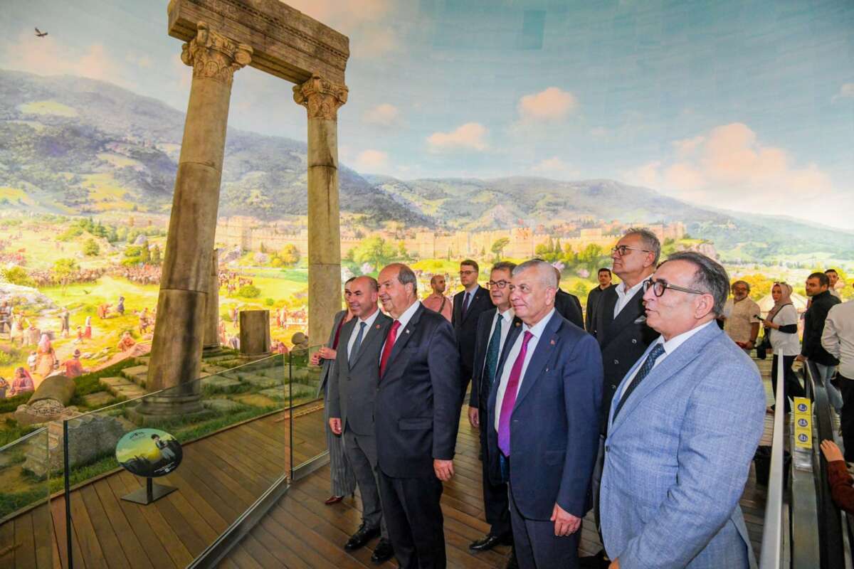 Ersin Tataroğlu, Panorama 1326 Bursa Fetih Müzesi’ne hayran kaldı