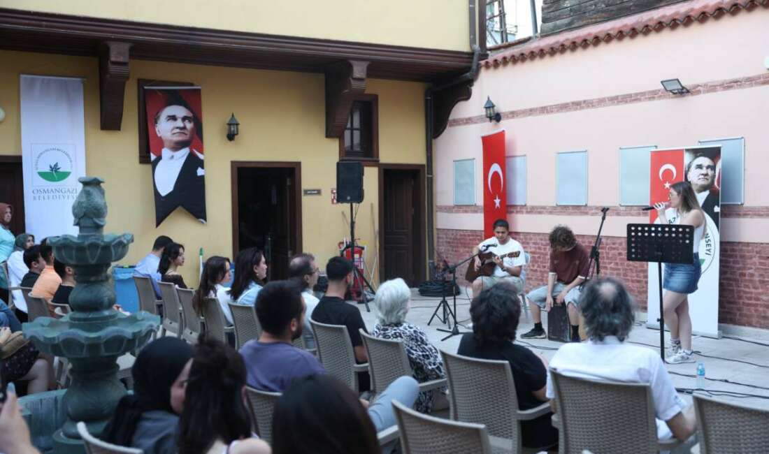 Osmangazi’de tarihi atmosferde müzik dolu akşam! Osmangazi Kent Konseyi Gençlik