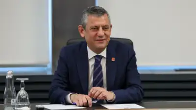 Özgür Özel’in yeni parti hazırlığında kritik aşama: İsim ve logo netleşiyor Özgür Özel’in yeni parti hazırlığında kritik aşama: İsim ve logo netleşiyor