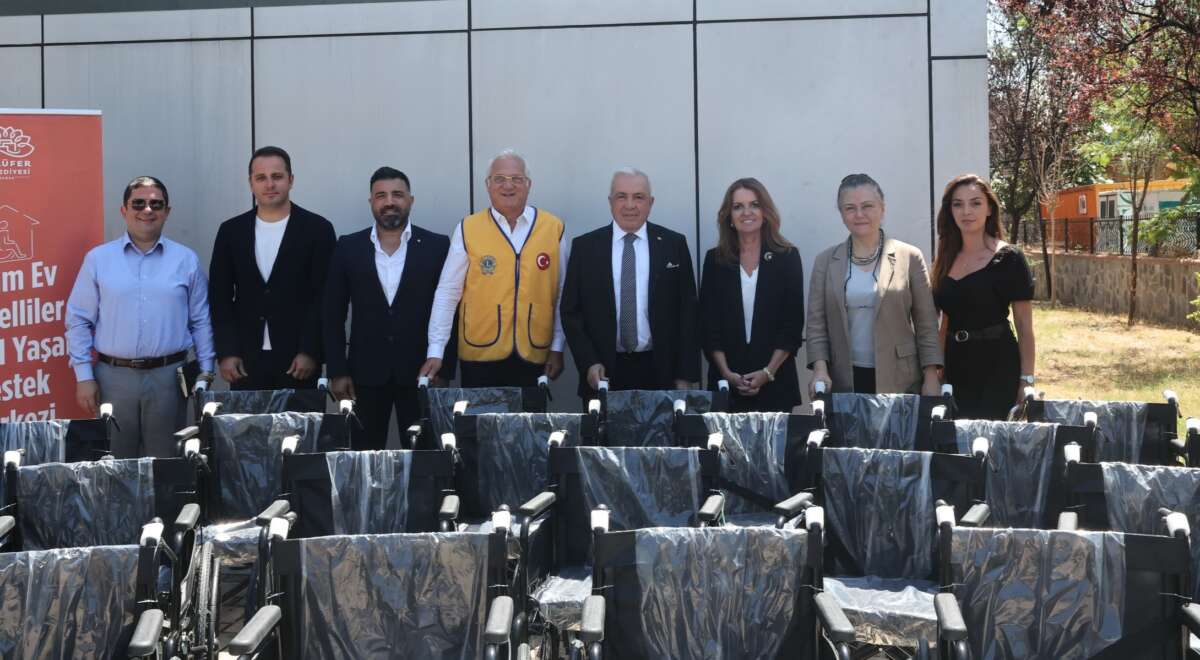 Nilüfer’de anlamlı bir iş birliği; 60 tekerlekli sandalye teslim edildi