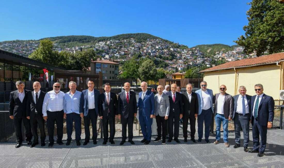 Bursa’da tarih, kültür ve edebiyatı aynı çatı altında buluşturan kütüphane! Osmangazi Belediyesi'nin "Her mahalleye