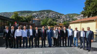 Osmangazi Belediyesi'nin "Her mahalleye bir